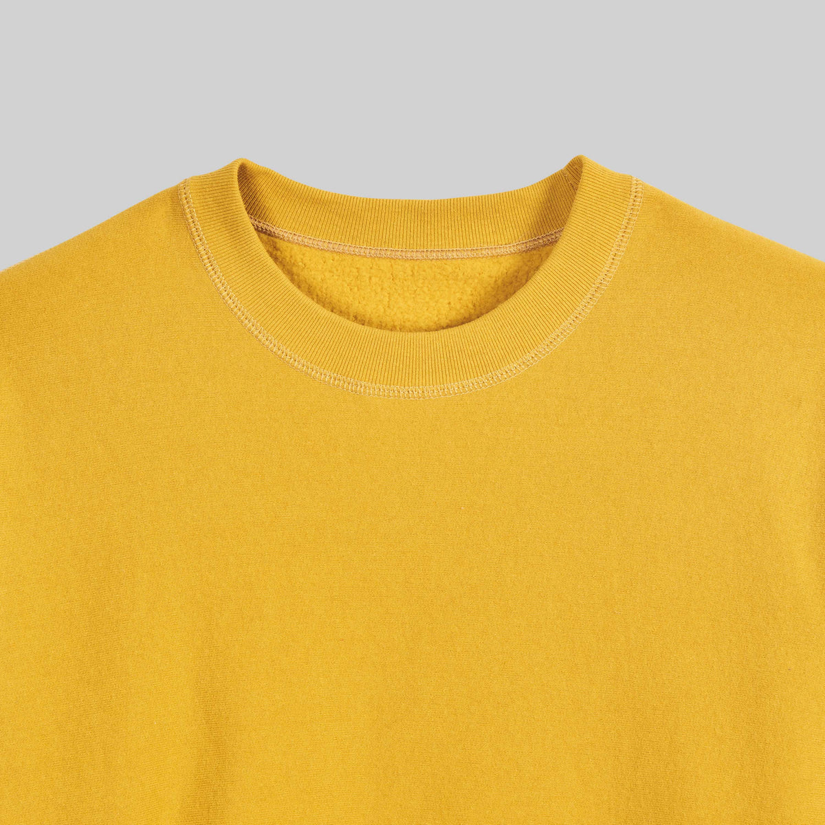 4004 CLASSIC CREWNECK