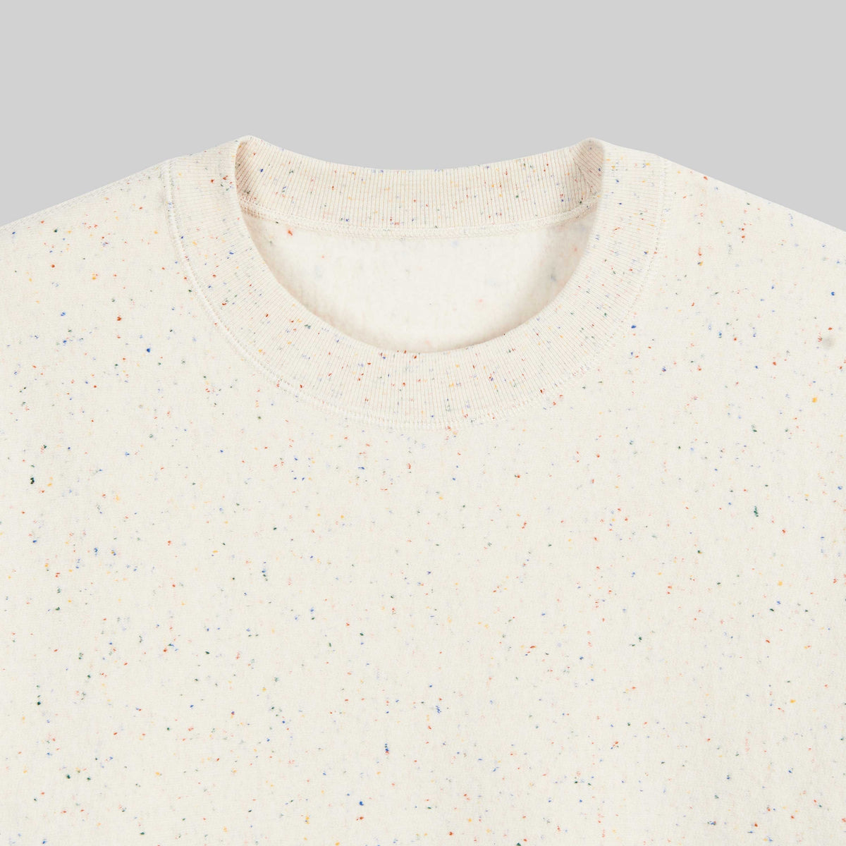 4004 CLASSIC CREWNECK