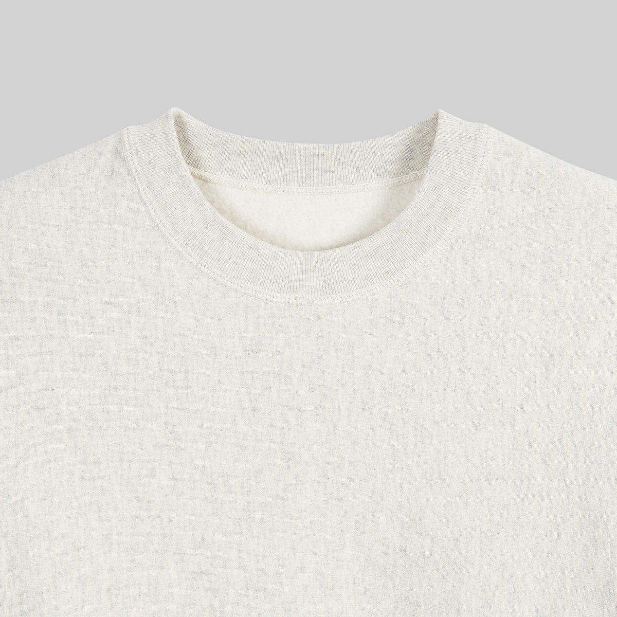 4004 CLASSIC CREWNECK