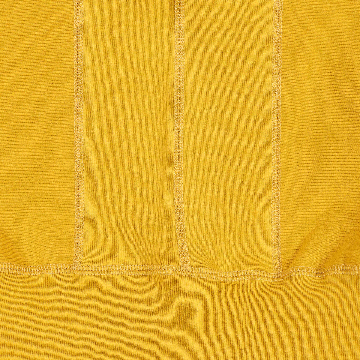 4004 CLASSIC CREWNECK