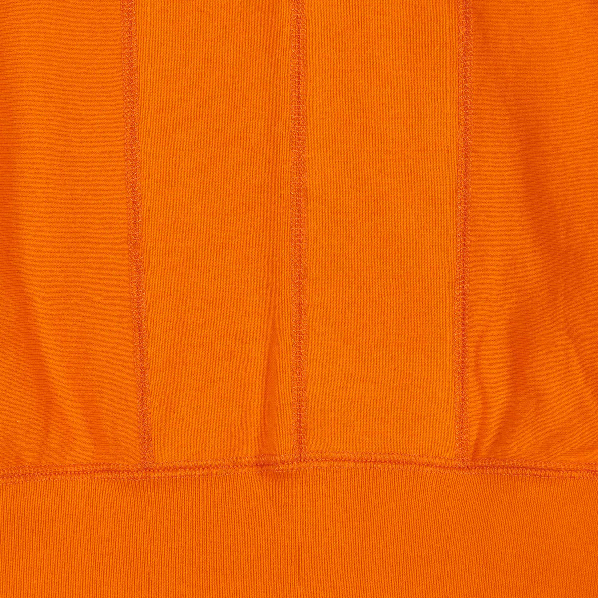 4004 CLASSIC CREWNECK