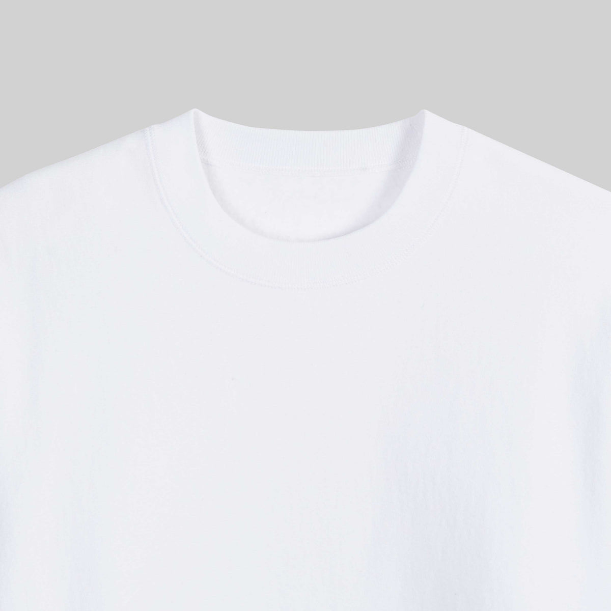 4004 CLASSIC CREWNECK