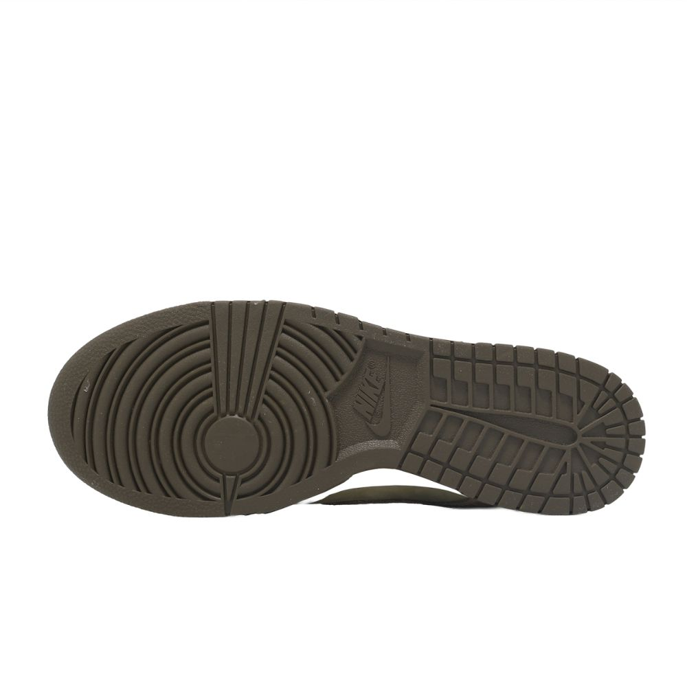 Nike Dunk Low “Year of the Horse” (2026, IQ1118-220)