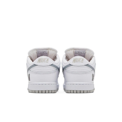 Nike x Supreme SB Dunk Low “94 White Metallic Silver” (HQ8487-100)