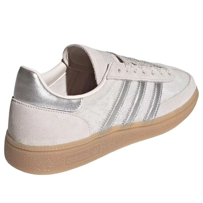 (WMNS) adidas Handball Spezial Chalk Pearl Silver Metallic Sneakers (KK0434)